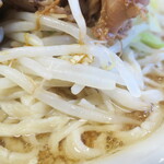 ラーメン二郎 - ヤサイ（そのまま）