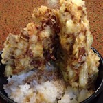 レストラン 味心 - キャベツ天丼、３枚構成になっていました