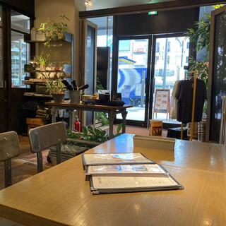 グロリアス チェーン カフェ_2