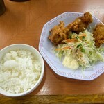 尾道ラーメン 暁 - 唐揚げセットAのラーメン以外