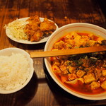 芙蓉麻婆麺 - 芙蓉麻婆太麺 唐揚げセット