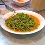 JE NGOR - 空芯菜炒め