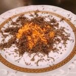 石垣吉田 - スクランブルエッグにトリュフのせ