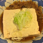 おぐ羅 - 叩きのタレに豆腐を