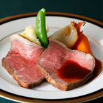 Kuroge Wagyu roast beef 100g *Custom cuts also available