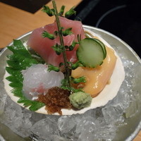 銀座しゃぶ通 マロニエゲート店 - 九枚笹（くまいささ）コース：刺身3点盛り