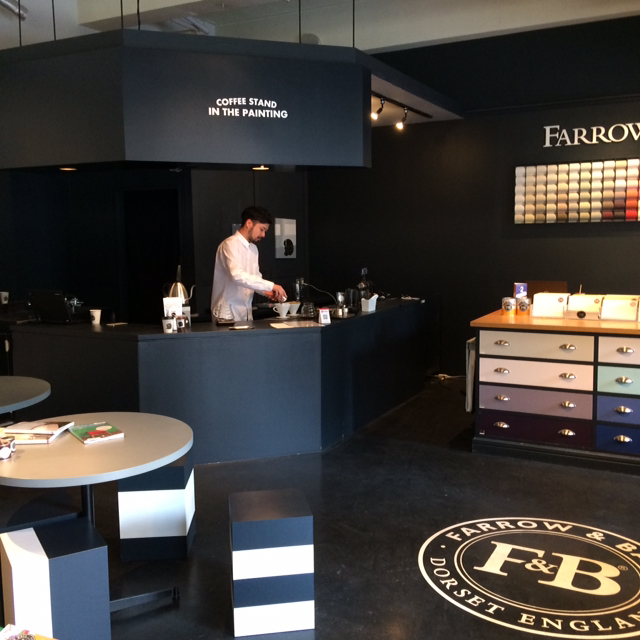 コーヒースタンド インザペインティング （COFFEE STAND IN THE