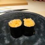 鮨 唐島 - ウニ海苔巻き