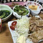 気生根 - 肉ランチ