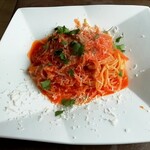 トラットリア　フィオーレ - ベーコンと玉ねぎのアラビアータ