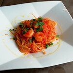 トラットリア　フィオーレ - 海老とアンチョビのトマトソース