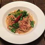 Cafe145 a table - 料理写真:【季節のおすすめパスタ】　桜エビと菜花のペペロンチーノ