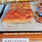 ラトリエ･デュ･パン - フォカッチャ  ローズマリーと塩気がほどよく好み