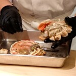 御料理 まつ山 - このカニが真薯になります