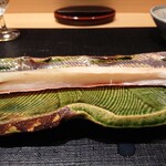 御料理 まつ山 - 中は絶妙な火入れでレアの状態です