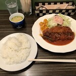 なんじゃろ？ - ポークカツランチ　８００円