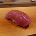 鮨 あらい - 中トロ(下田産)