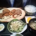 とん亭 - 三種カツ定食