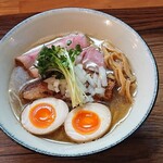 Ramen611 - 特製淡麗白煮干し中華そば