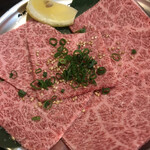 焼肉問屋バンバン - ザブトン　6切れで1200円強