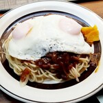 Derika Hobunobu - カレーライスとスパの合いがけ(650円)