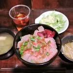東新宿DININGBAR海豚 - 