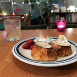シマダカフェ 神楽坂 - 自家製苺コンポートフレンチトースト