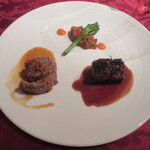 レストラン ザ・カステリアンルーム - 仔羊の背肉ペルシャードと仔羊のラグー2種の調理法