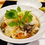 勢麟 - 大きな天然車海老、原木椎茸を天ばらで。椎茸の香りにおののく。つい、もったいない!と叫ぶ。メインでいただきたい。