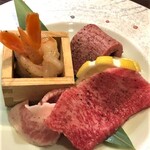 備長炭焼肉としゃぶしゃぶ 仔虎 - タン塩他