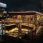 くれおーる - 水上に建てられたレストラン