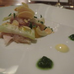 IL TEATRINO DA SALONE - インサラータ・ディ・コリッニョ  兎にアーモンド、ウイキョウ、オレンジを合わせて2