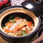 Seasonal earthenware pot cooked rice