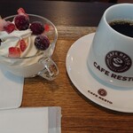 カフェ　レスト - 料理写真: