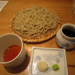 蕎麦 案山子 - 「ざる蕎麦」（茨城と福井のミックスとのこと）