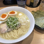 はぐれ雲 - 鶏白湯大盛り 海苔トッピング