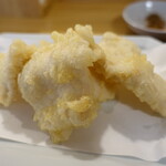 Hakata Tempura Semmon Tenohirugohan - とり天