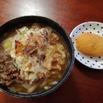 美也川 - 肉天うどん+コロッケ