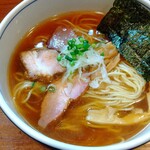 麺処 びぎ屋 - 醤油らーめん