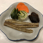 鰻はし本 - 骨せんべいとお漬物