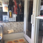 ブリッコ - 階段上がって2階エントランス