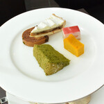 カフェアロンジ - プティフール