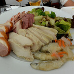 カフェアロンジ - お肉たっぷりです