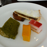 カフェアロンジ - プティフール