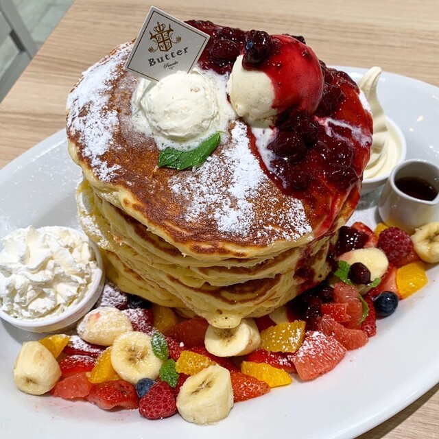 フワパリ食感のキャラメリゼスフレパンケーキ By Kaze Gourmet バター 錦糸町parco店 Butter 錦糸町 カフェ 食べログ