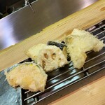天ぷら割烹 三松 - 天婦羅盛合せ・中盤。