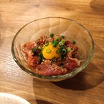 極羊専家 羊肉や かねちゃん - 炙りラムユッケ