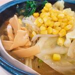 どさん子ラーメン - たっぷりの野菜