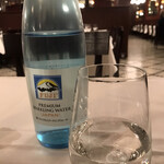 ラ ブラスリー - フジスパークリング９３５円（総額）。この炭酸水、ただものではありません。私史上最高の炭酸水です（╹◡╹）。すぐに更新されるかもしれませんが（笑）