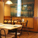 サイゴンレストラン - 【2011.11】いつ来ても清潔感があります♪